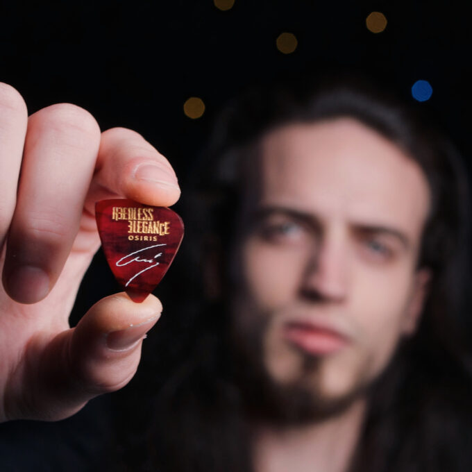 Mátyás Erős - Heedless Elegance